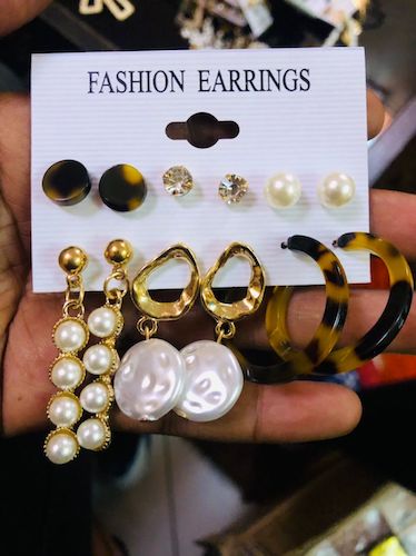 Earings